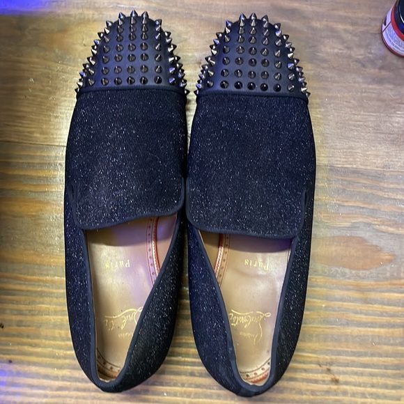 Size 11 Red Bottoms. Will ship with paint (concrete scraped them up) - Picture 2 of 4